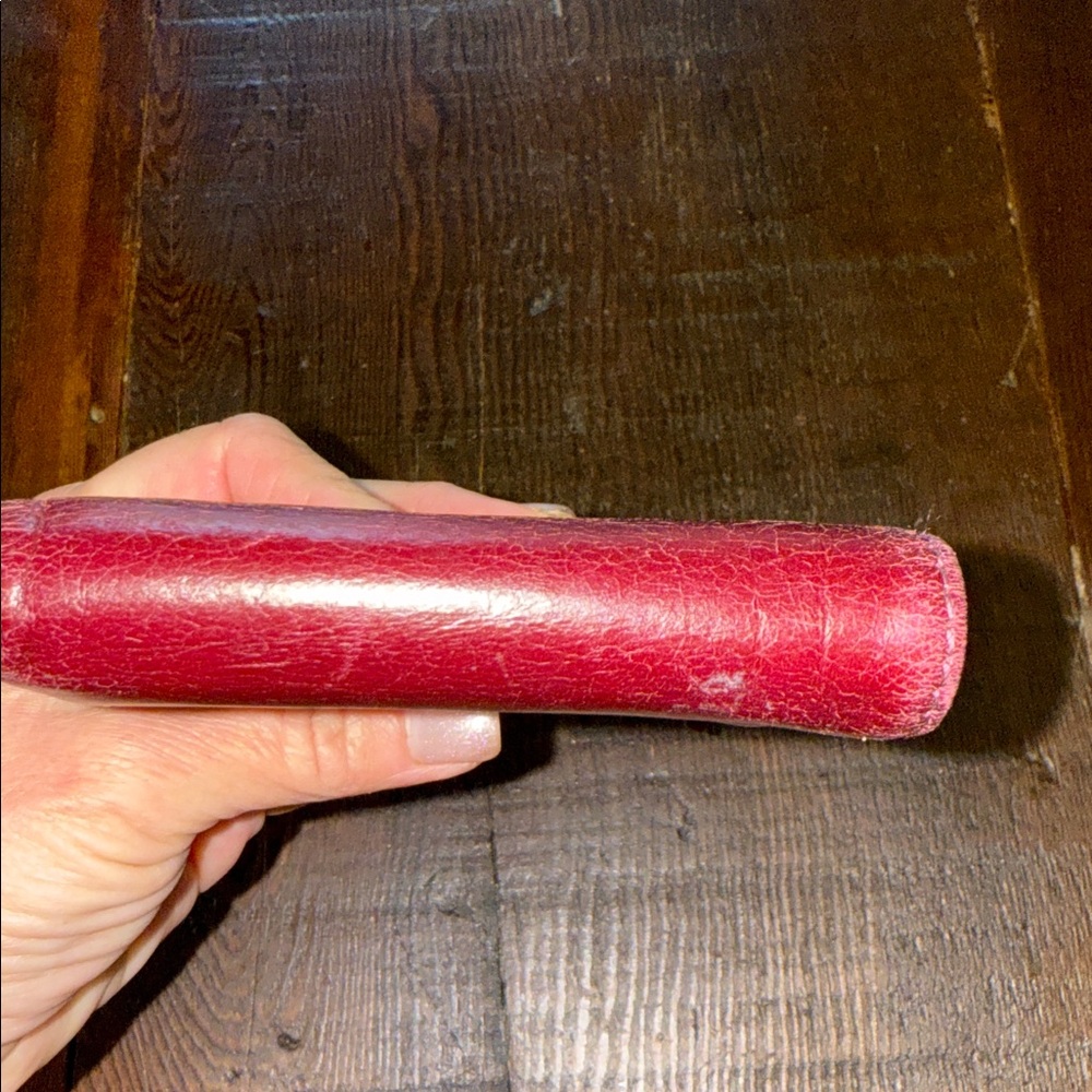 Hobo Vintage  Small Burgundy  Wallet - Picture 6 of 7